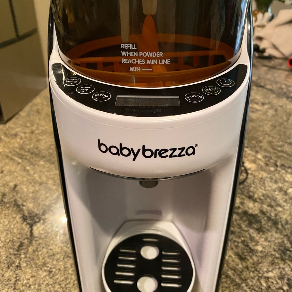 Baby Brezza Formula Dispenser